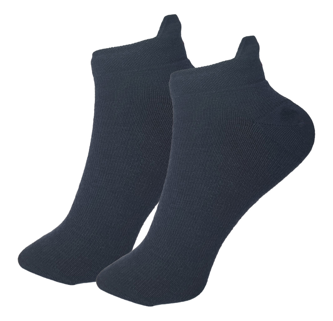 Sneaker Socken aus Merinowolle in der Farbe Navy