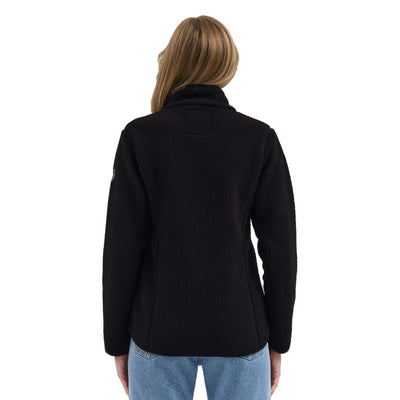 Die Rückseite einer Sherpa-Jacke in schwarz.